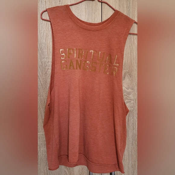 Spiritual Gangster cut sidewalk top ✨️ Gold logo lettering. Rock your Ohm - Picture 3 of 9